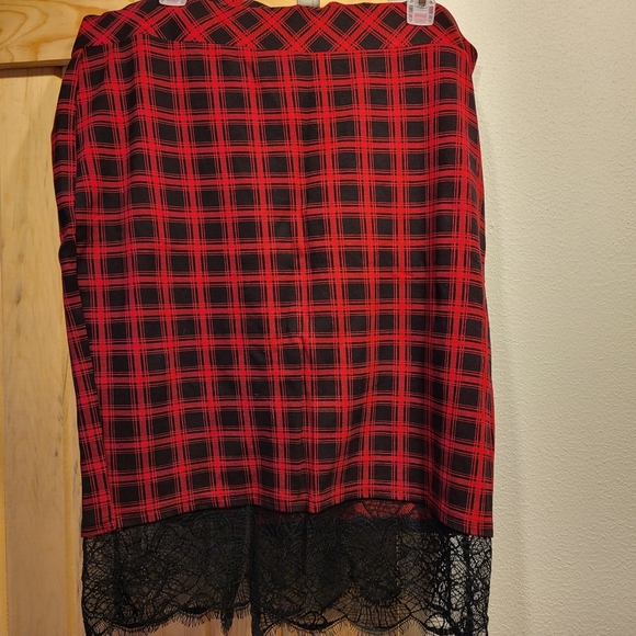 torrid Dresses & Skirts - TORRID plus size gingham pencil skirt with lace hem